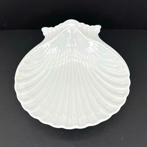 Pillivuyt France porcelain shell oyster white dish plate